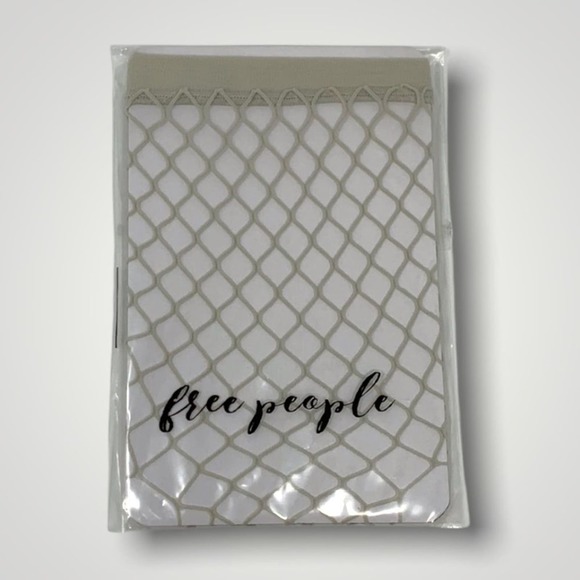 Free People Sugar Sugar Fishnet Anklet Socks NEW - Picture 3 of 4